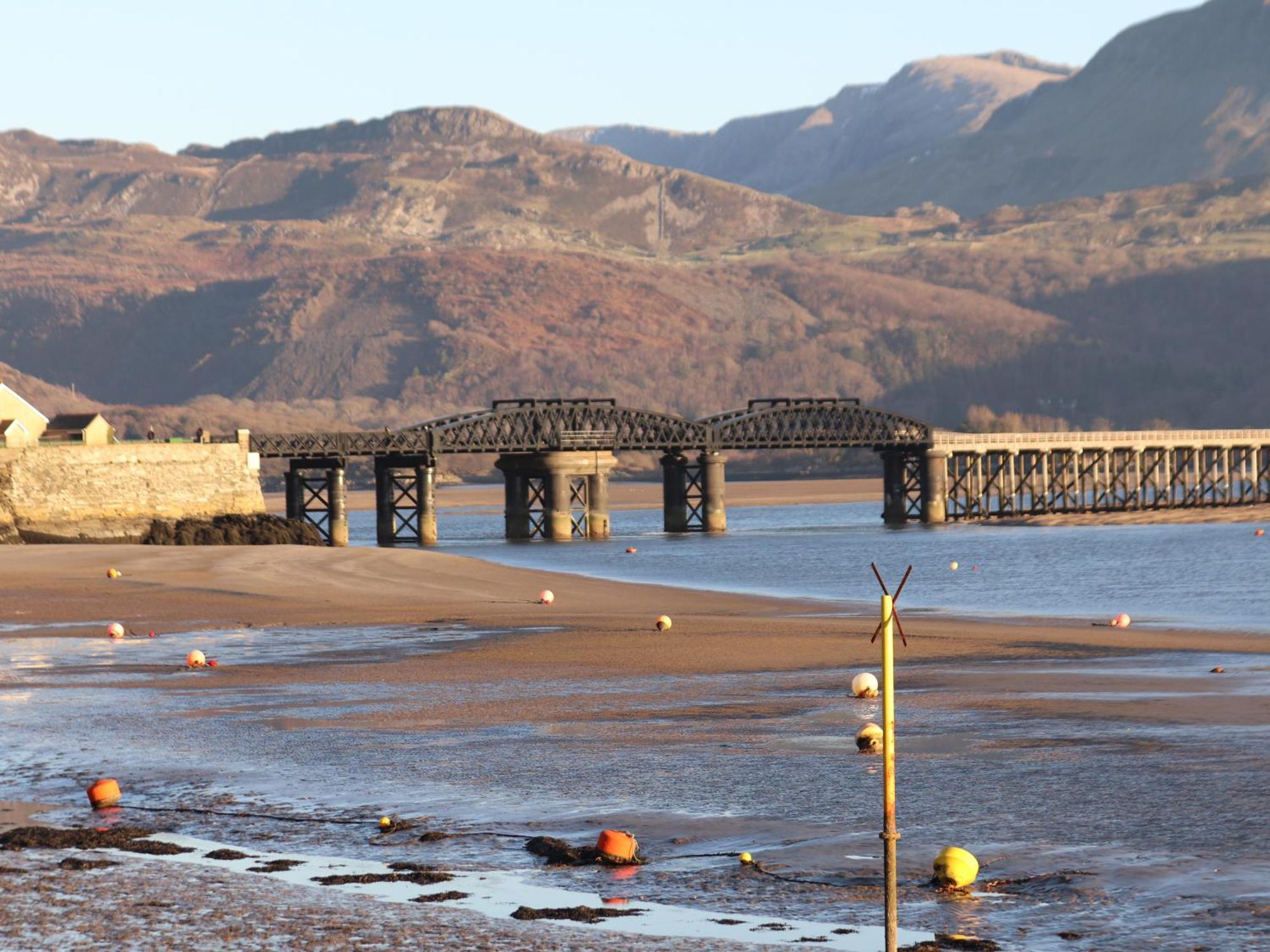 Sandcastles Apartment Barmouth Exterior photo